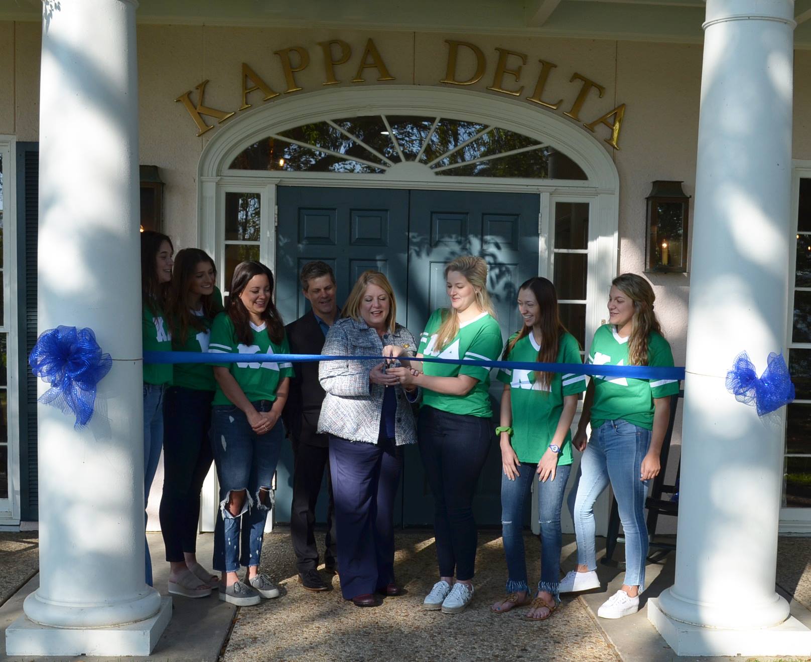 Kappa Delta opens up Child Abuse Prevention Month with Ribbon Cutting